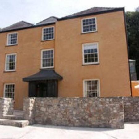 Huge Tenby Pet Friendly House Sleeps 14 Dış mekan fotoğraf
